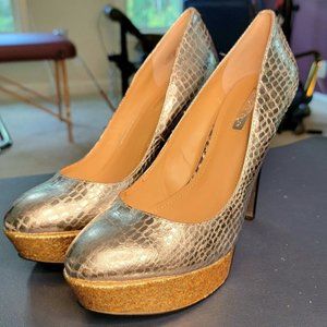 New BCBG Generation Silver & Gold & Black platform pumps size 8